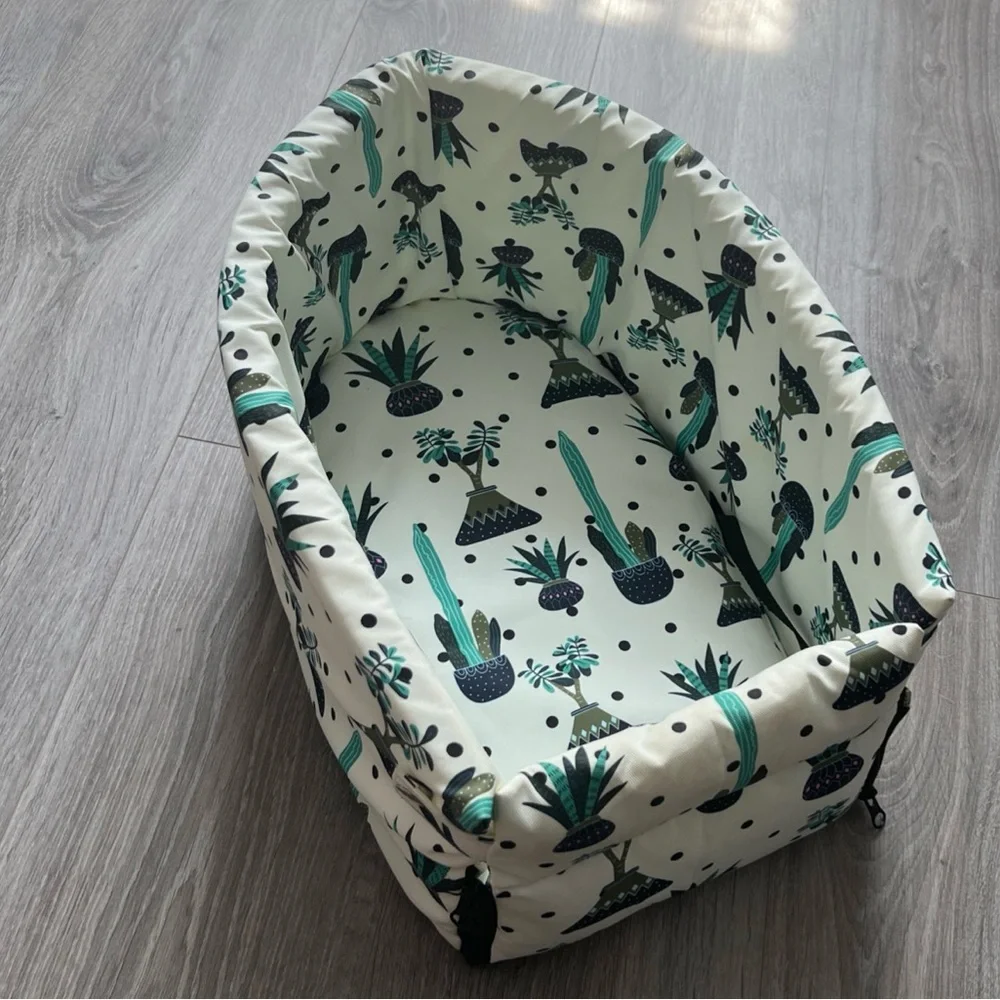 Stylish Plant Print Dog Carrier